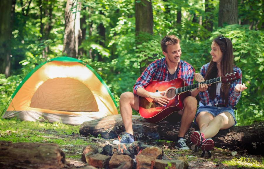 couple en camping Puget-sur-Argens